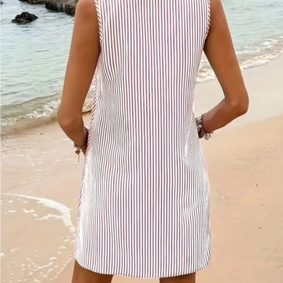 New! Women Sleeveless Red/White Striped Print Ring Decor Dress, Casual Pockets - Picture 2 of 10